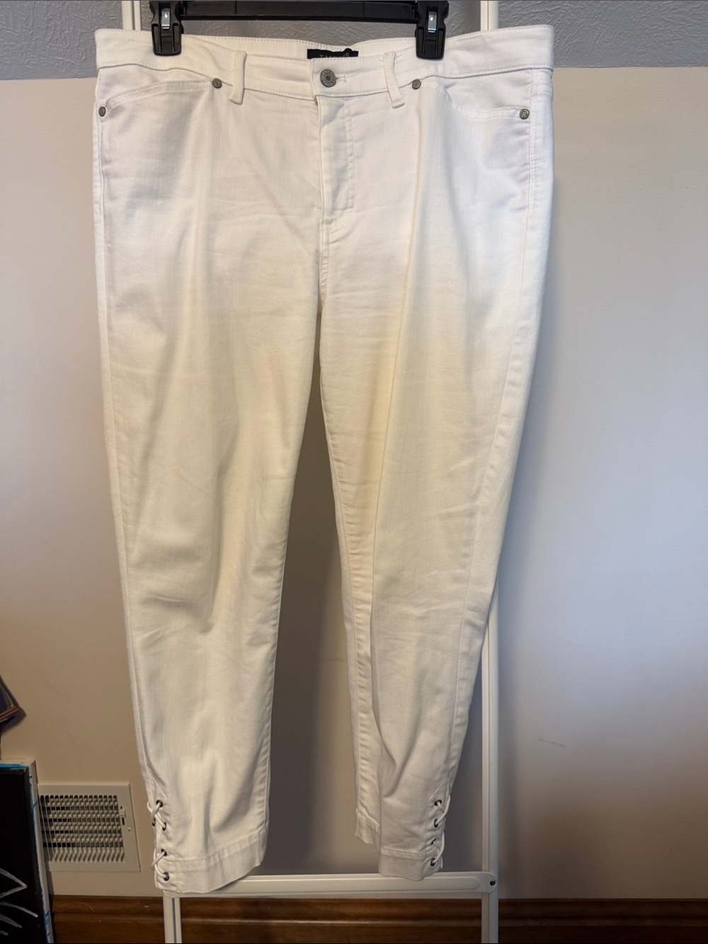 Talbots White Flawless Five-Pocket ankle Jeans - Lace-Up Ankle Detail - size 12